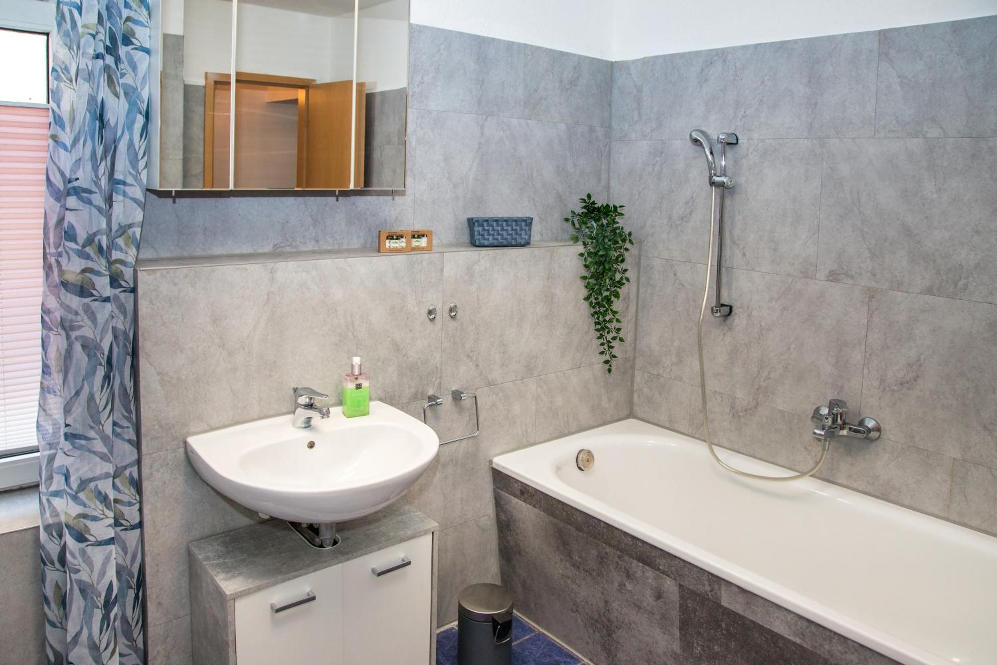 Ferien- & Monteur Maisonette Apartment In Magdeburg, H Eksteriør bilde